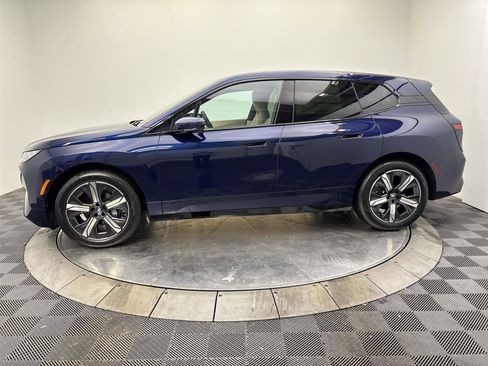 New 2026 BMW iX xDrive45 image 16