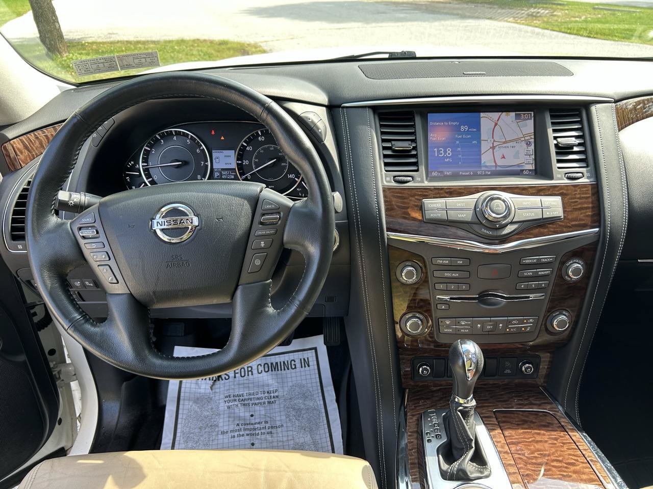 Used 2017 Nissan Armada Platinum w/ Interior Lighting Package AWD/4WD image 24