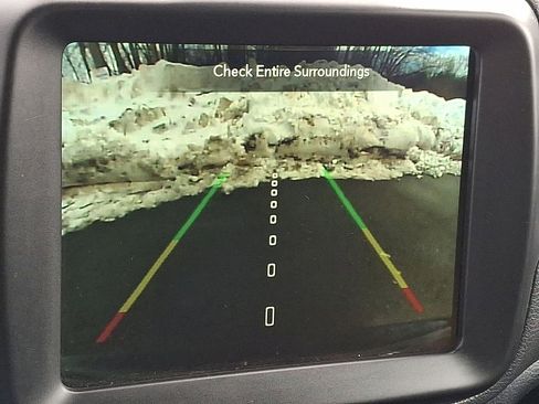 Certified 2022 Jeep Renegade Altitude w/ Convenience Group image 15