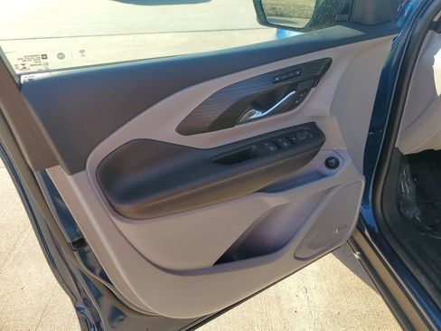 Used 2019 GMC Terrain SLT w/ Preferred Package FWD image 29