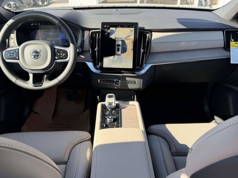 New 2026 Volvo XC90 B6 Ultra w/ Protection Package Premier AWD/4WD image 2