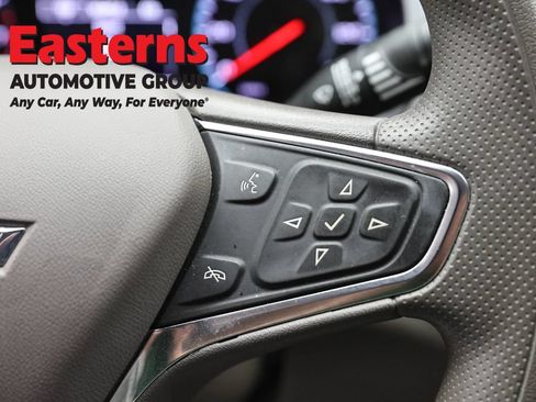 Used 2023 Chevrolet Malibu LT FWD image 16
