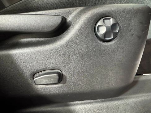 Used 2019 Dodge Durango GT image 37