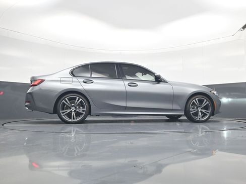 Used 2023 BMW 330i xDrive Sedan w/ Premium Package image 24