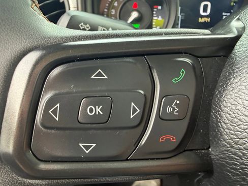 Used 2024 Jeep Wrangler Willys image 18