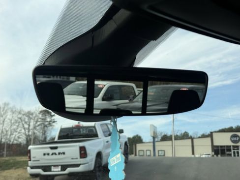 Used 2022 RAM 1500 Big Horn image 27