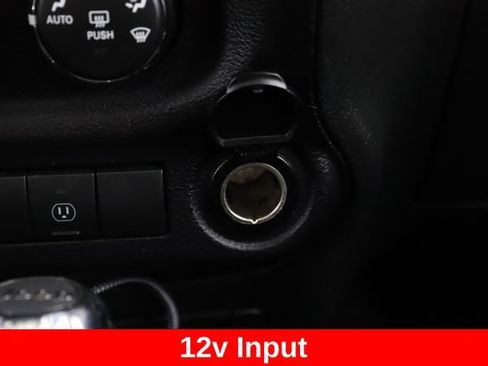 Used 2014 Jeep Wrangler Unlimited Sahara w/ Connectivity Group AWD/4WD image 20