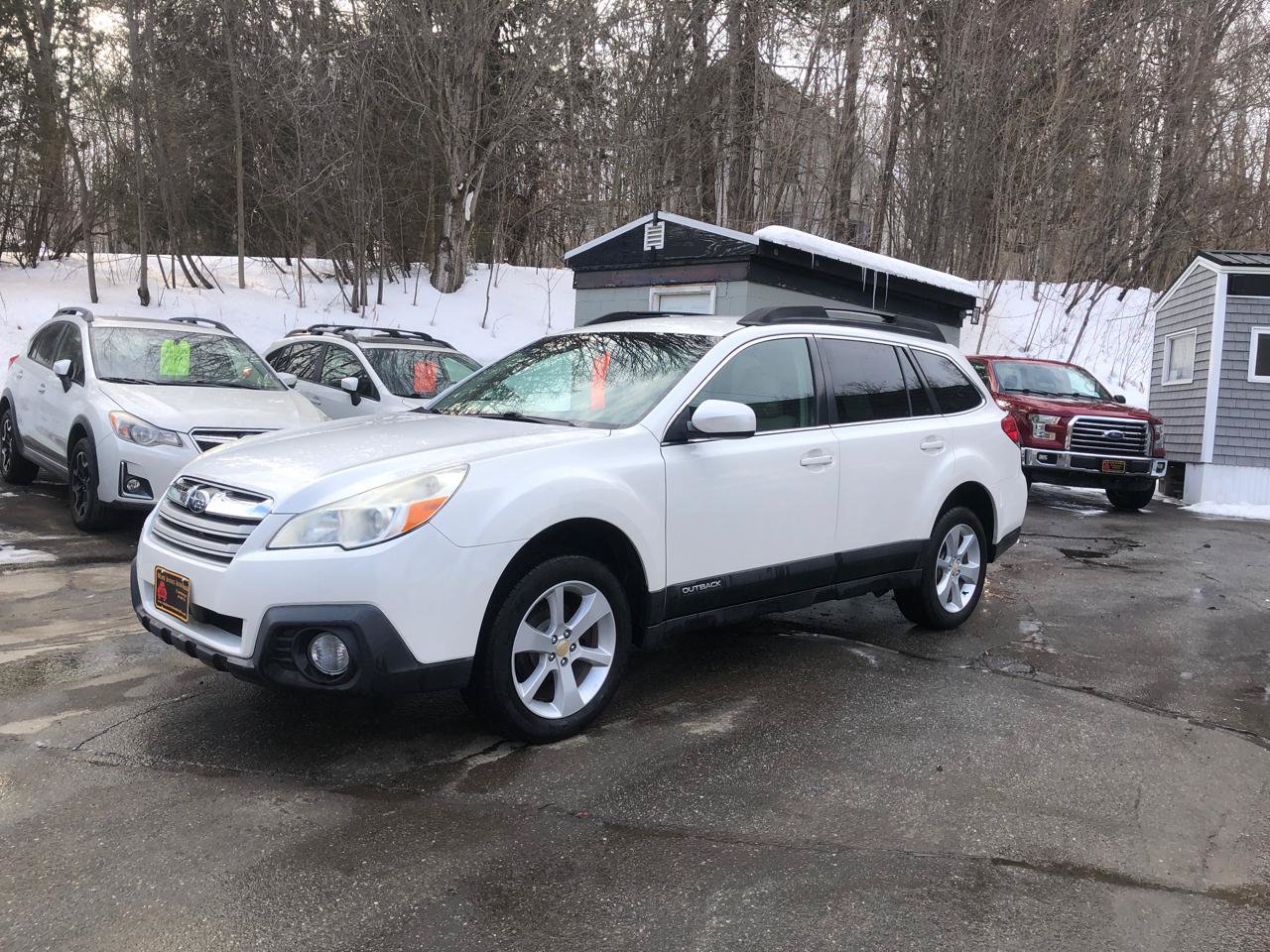 Used 2014 Subaru Outback 2.5i Premium AWD/4WD image 2