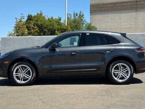 Used 2022 Porsche Macan AWD/4WD image 9