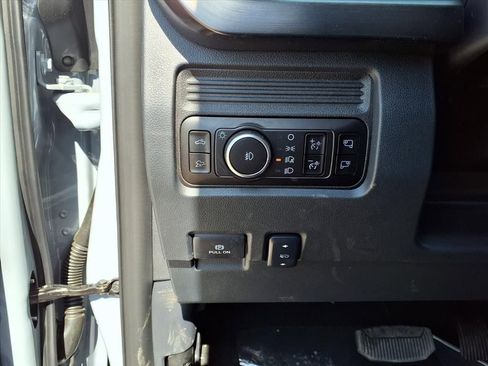 New 2026 Ford F250 Lariat w/ Black Appearance Package image 26