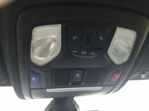 Used 2021 RAM 1500 Big Horn AWD/4WD image 30