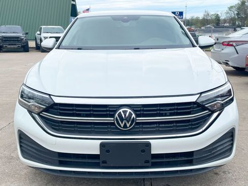 Used 2022 Volkswagen Jetta SE image 7