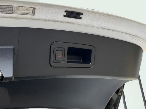 Used 2019 Tesla Model S Performance image 25