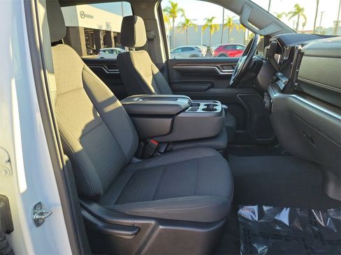 Used 2023 Chevrolet Silverado 1500 LT Trail Boss w/ Protection Package image 18