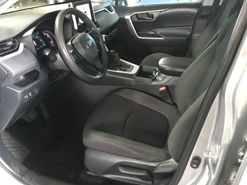 Used 2023 Toyota RAV4 LE AWD/4WD image 20