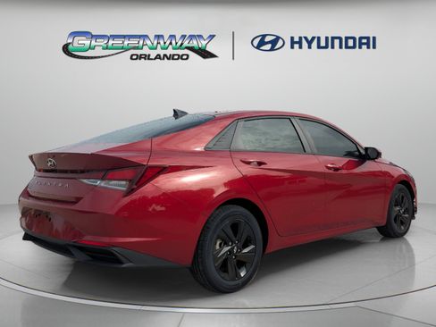 Used 2023 Hyundai Elantra SEL FWD image 7