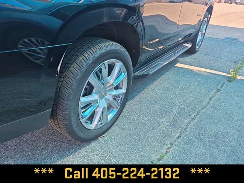 Used 2021 Chevrolet Tahoe High Country AWD/4WD image 18