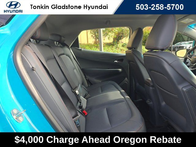 Used 2020 Chevrolet Bolt Premier w/ Infotainment Package FWD image 12