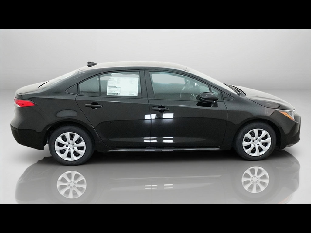New 2027 Toyota Corolla LE FWD image 25