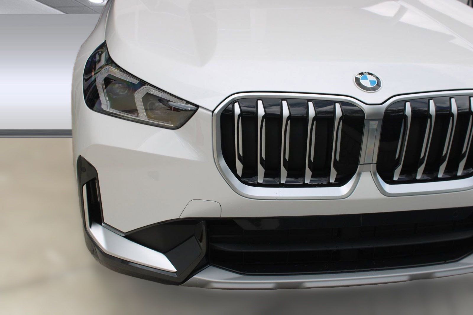 Used 2026 BMW X1 xDrive28i w/ Convenience Package AWD/4WD image 10