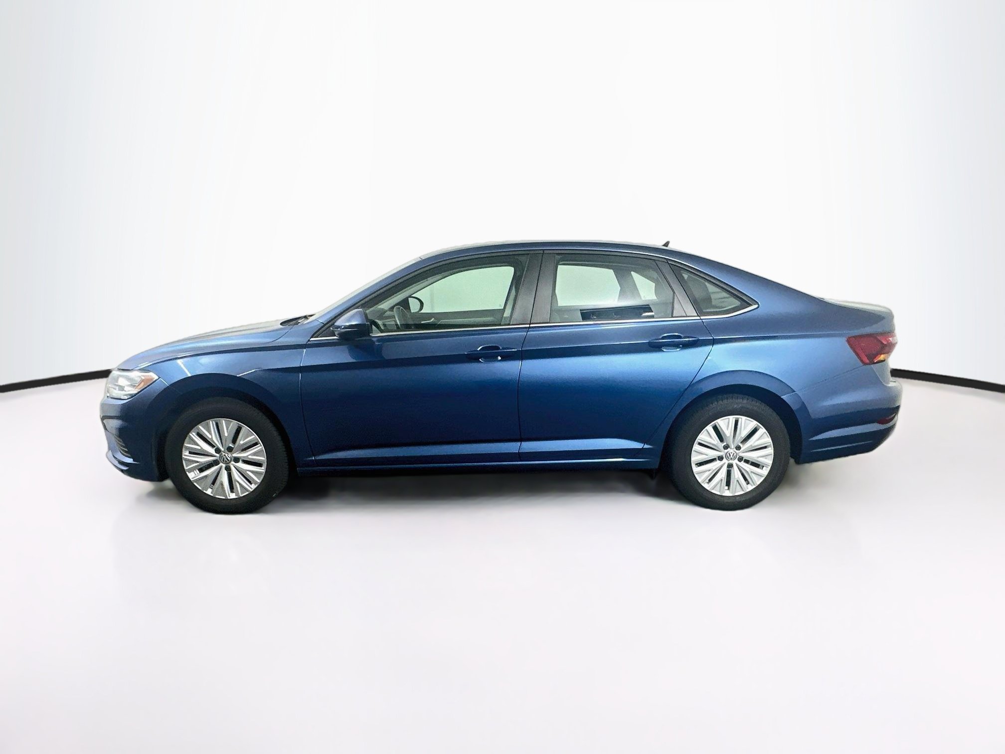 Used 2019 Volkswagen Jetta S w/ Driver Assistance Package FWD image 4