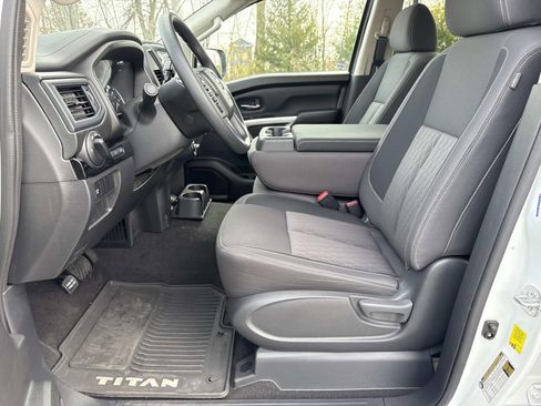 Used 2024 Nissan Titan SV w/ Accessory Utility Package image 29