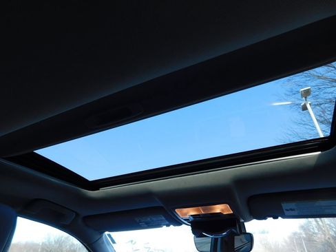 Used 2018 Toyota Highlander Limited Platinum image 6