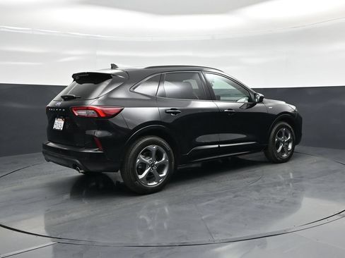 Used 2023 Ford Escape ST-Line w/ Tech Pack #1 FWD image 25