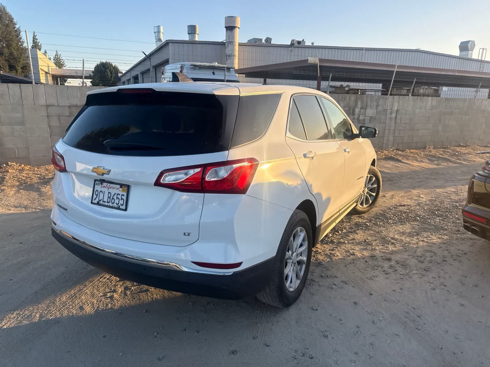 Used 2018 Chevrolet Equinox LT FWD image 5