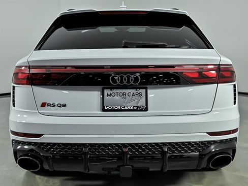 Used 2026 Audi RS Q8 performance AWD/4WD image 9