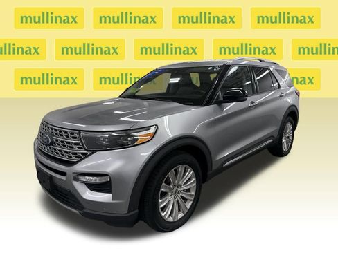 Used 2021 Ford Explorer Limited w/ Equipment Group 301A image 25