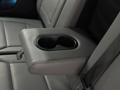 Used 2023 Ford F150 Lightning Lariat image 34