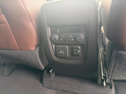 Used 2018 Buick Enclave Avenir w/ Avenir Technology Package image 8