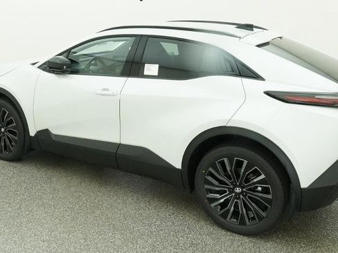 New 2026 Toyota C-HR AWD/4WD image 15