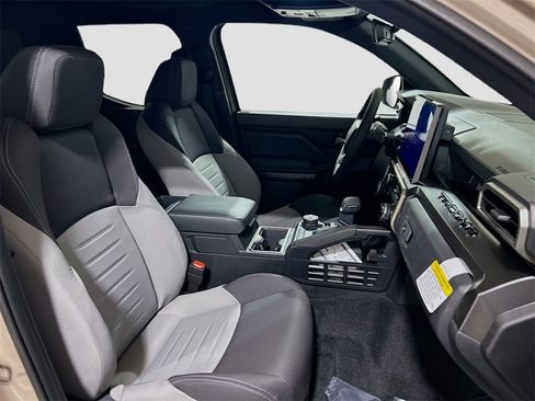 New 2026 Toyota 4Runner TRD Off-Road image 23