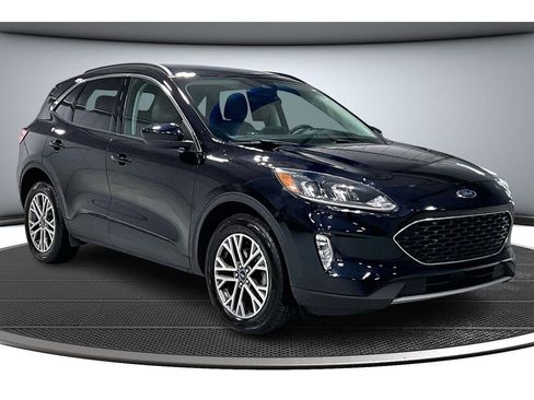 Used 2021 Ford Escape SEL image 2