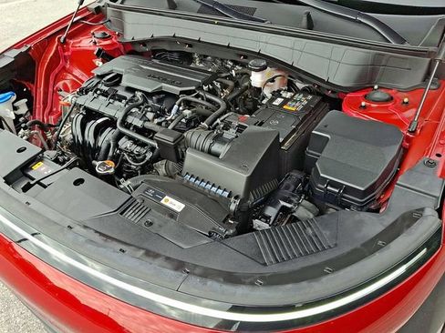 Used 2024 Hyundai Kona SEL AWD/4WD image 27
