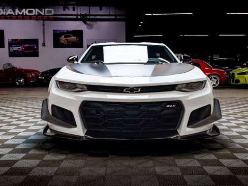 Used 2021 Chevrolet Camaro ZL1 image 30