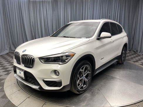 Used 2017 BMW X1 xDrive28i image 1