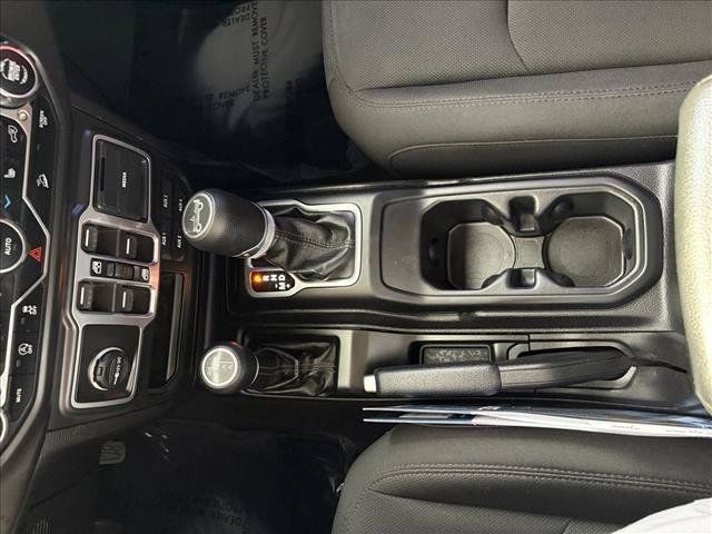 Used 2018 Jeep Wrangler Unlimited Sport S AWD/4WD image 11