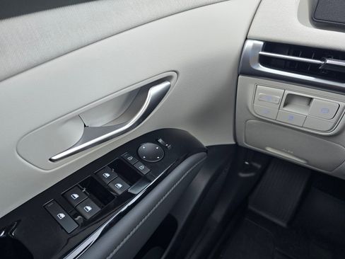 New 2026 Hyundai Tucson Limited AWD/4WD image 22