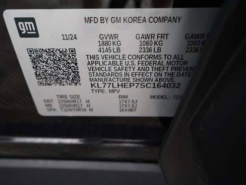 Used 2025 Chevrolet Trax LT w/ Driver Confidence Package FWD image 44