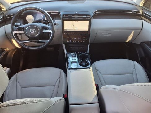 Used 2024 Hyundai Tucson Limited image 12