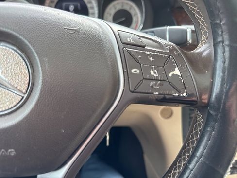 Used 2015 Mercedes-Benz GLK 350 2WD image 20