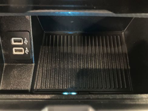 Used 2019 Ford F150 XLT w/ Equipment Group 302A Luxury image 19