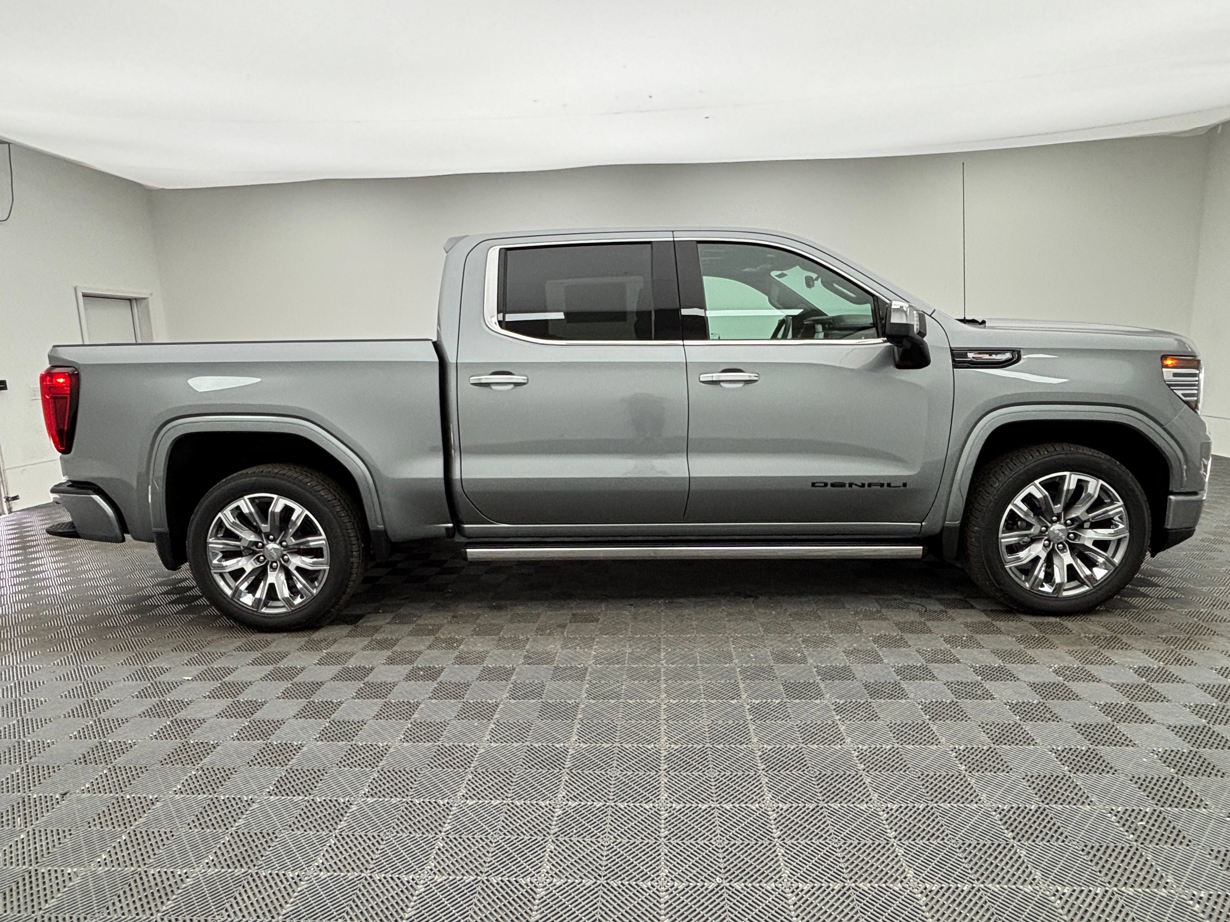 New 2026 GMC Sierra 1500 Denali AWD/4WD image 10