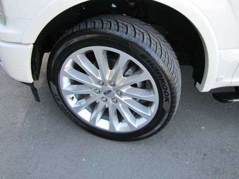 Used 2019 Ford F150 Limited w/ Trailer Tow Package image 24