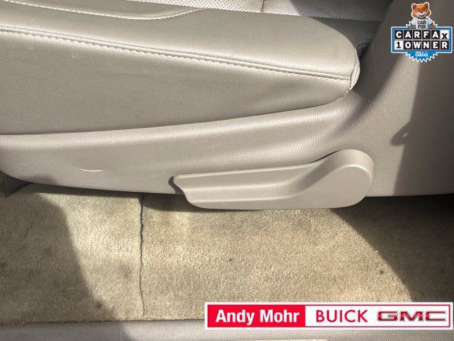 Used 2015 GMC Yukon XL SLT w/ Open Road Package AWD/4WD image 41