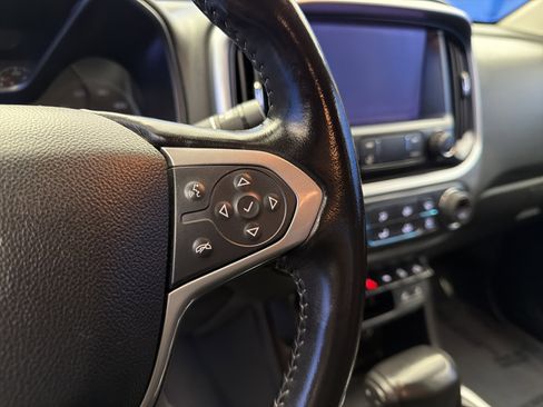 Used 2020 Chevrolet Colorado ZR2 image 18