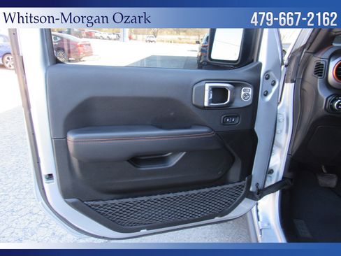 Used 2022 Jeep Gladiator Mojave w/ LED Lighting Group image 29